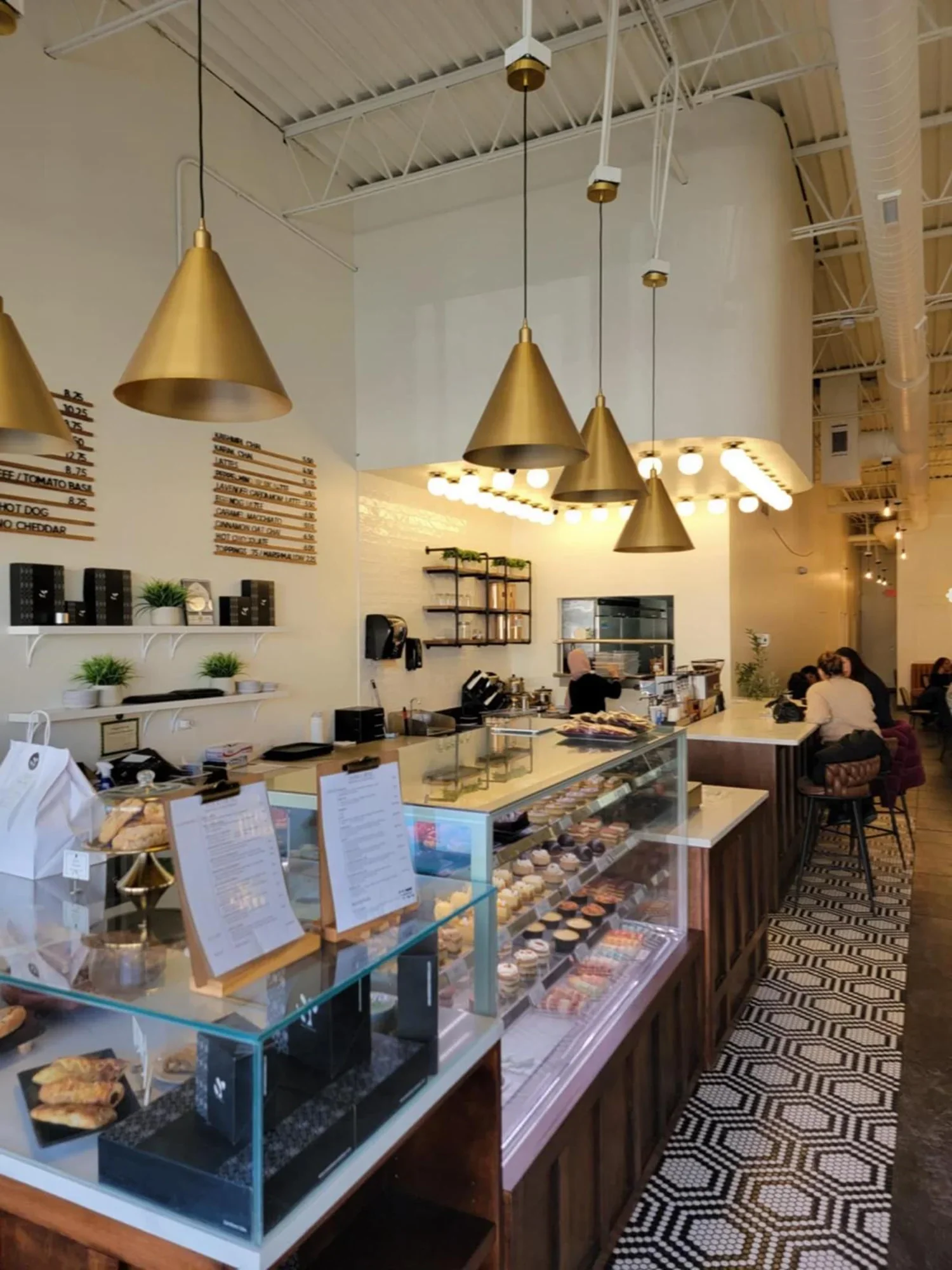 Skokie Cafe and Bakery - Sweet Reserve Skokie interior
