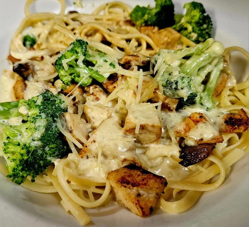 Creamy chicken fettuccine Alfredo with broccoli