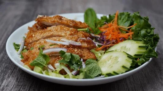 12 Larb Gai Tod