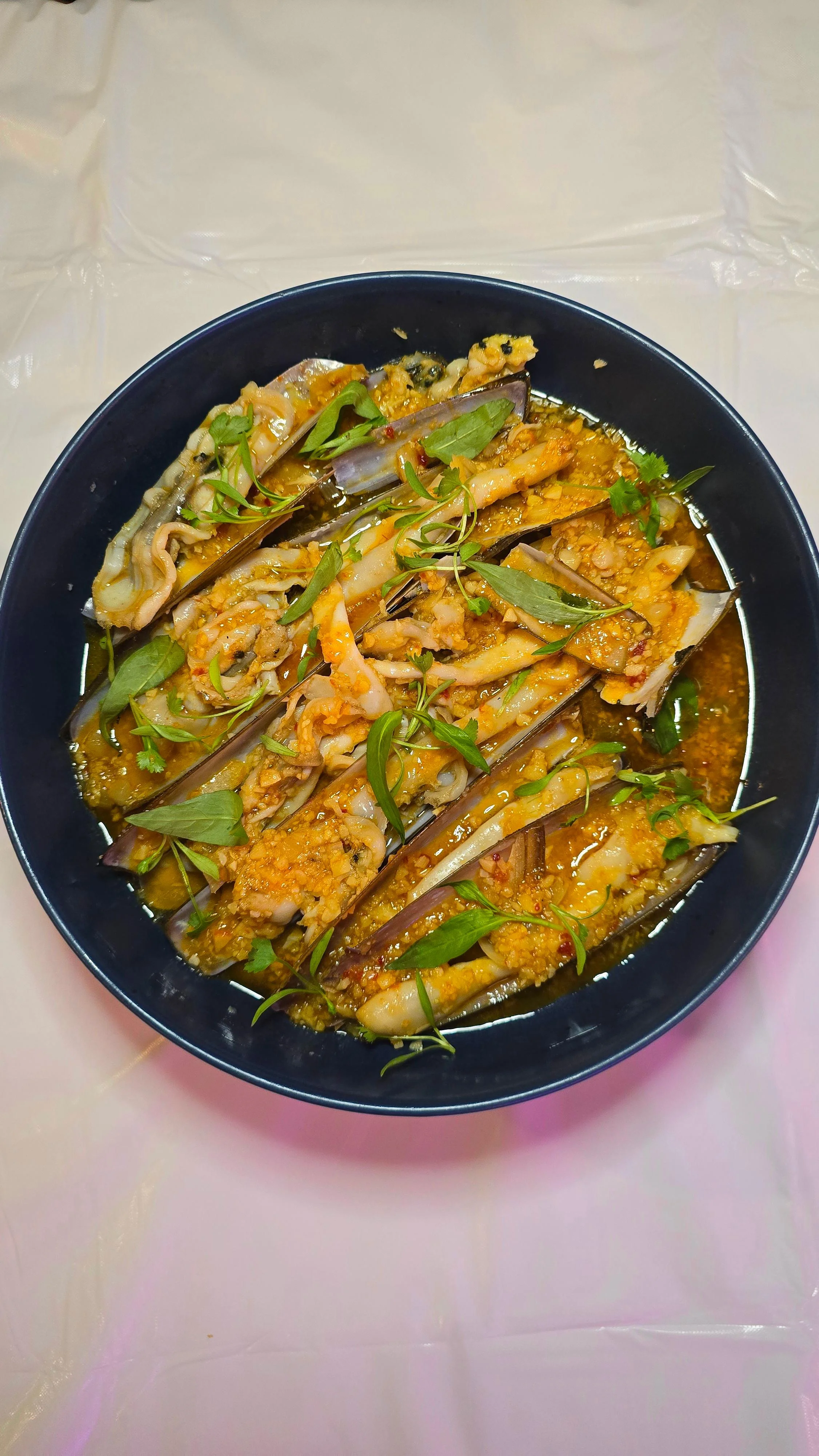 Razor Clams in Chilibutter