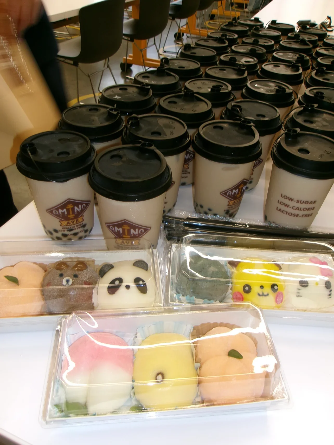 Colorful Japanese wagashi sweets with bubble tea drinks
