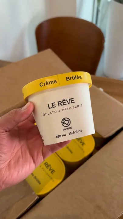 Container of crème brûlée gelato from Le Rêve