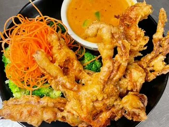 Crispy fried soft-shell crab with dipping sauce