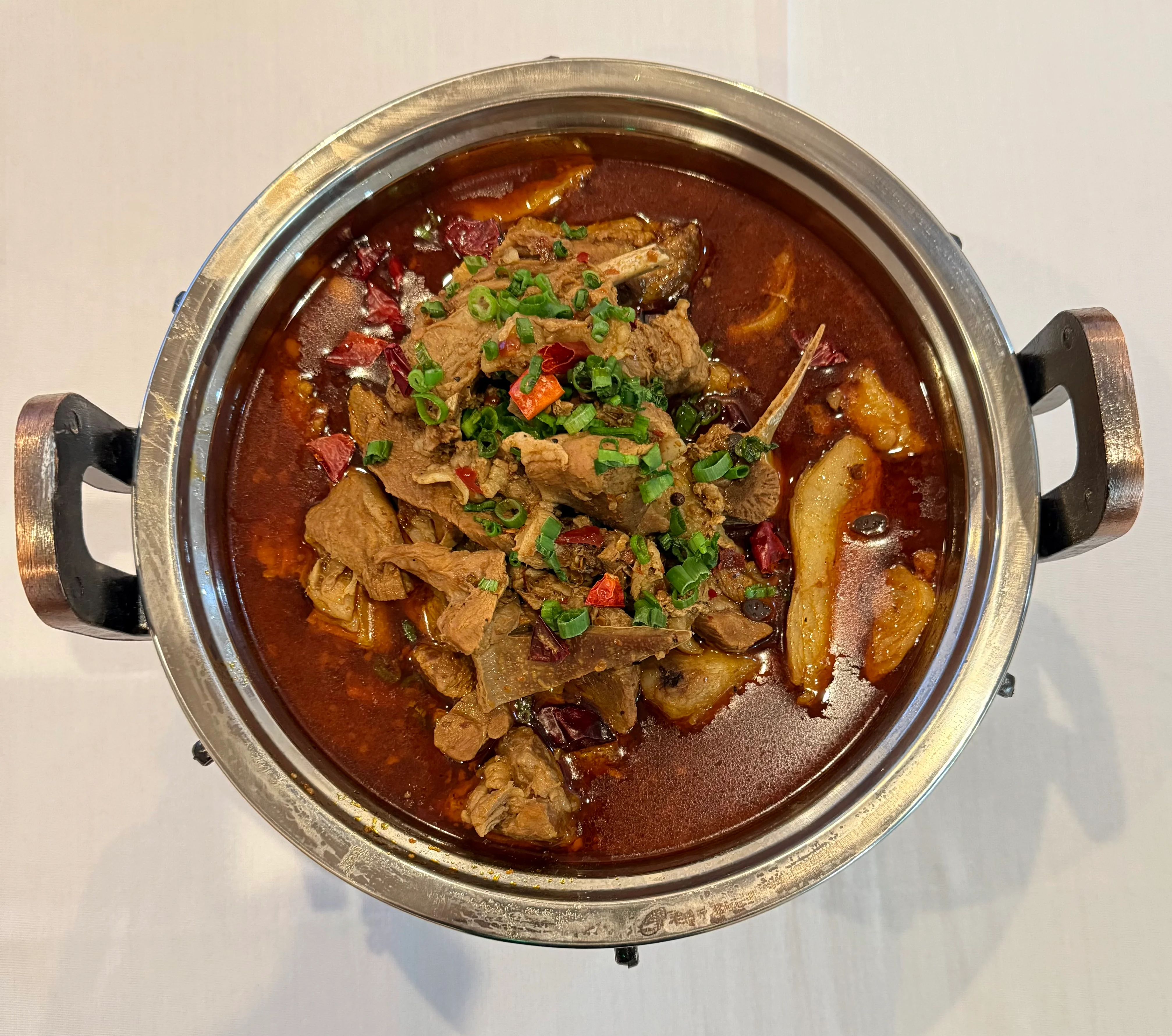 L1 羊肉锅  Lamb Chop Hot Pot