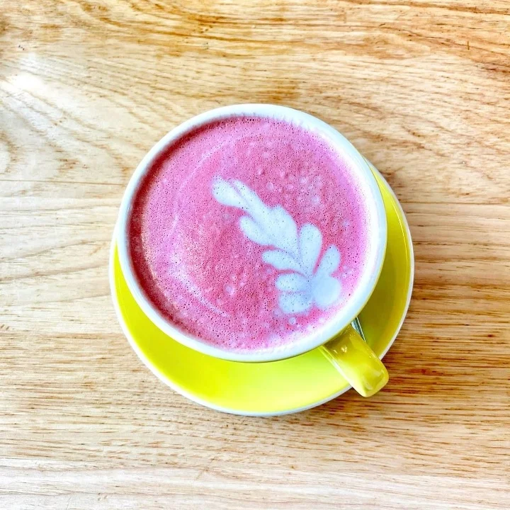12 oz Red Velvet Latte