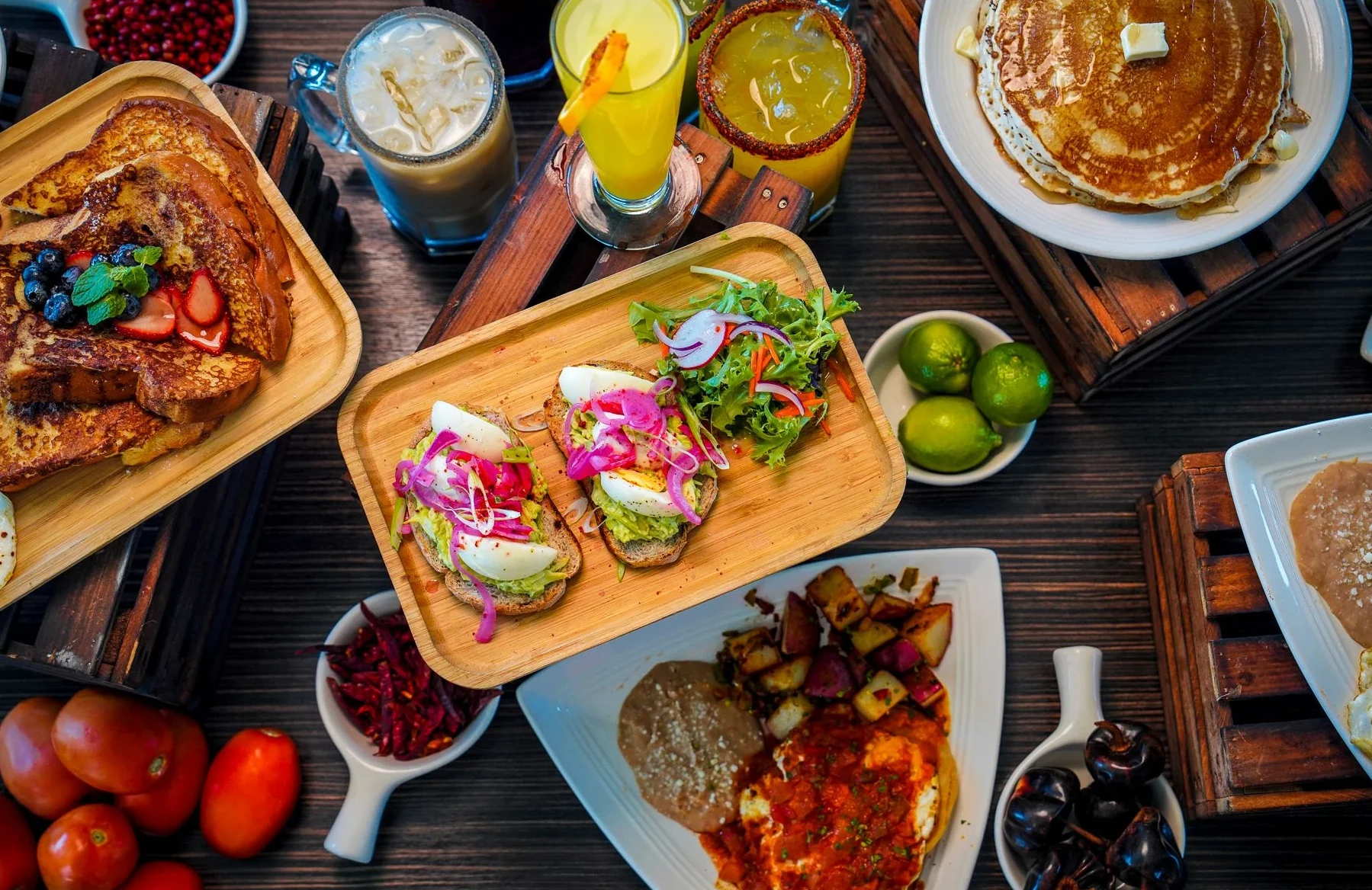 Delicious Mexican breakfast platter with huevos rancheros