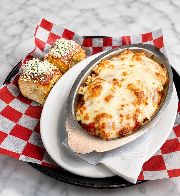 LUNCH BAKED ZITI