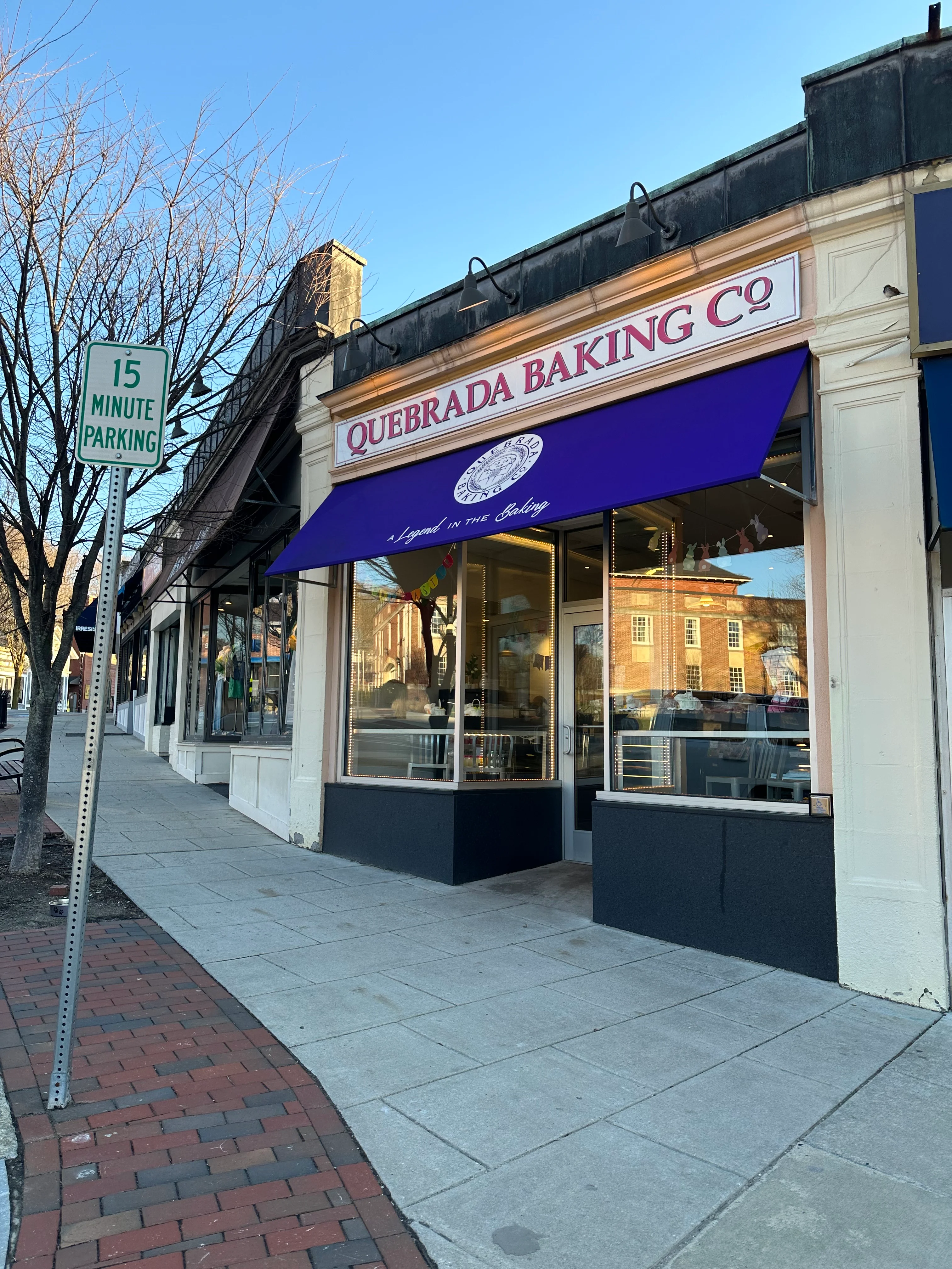 Belmont quebrada storefront