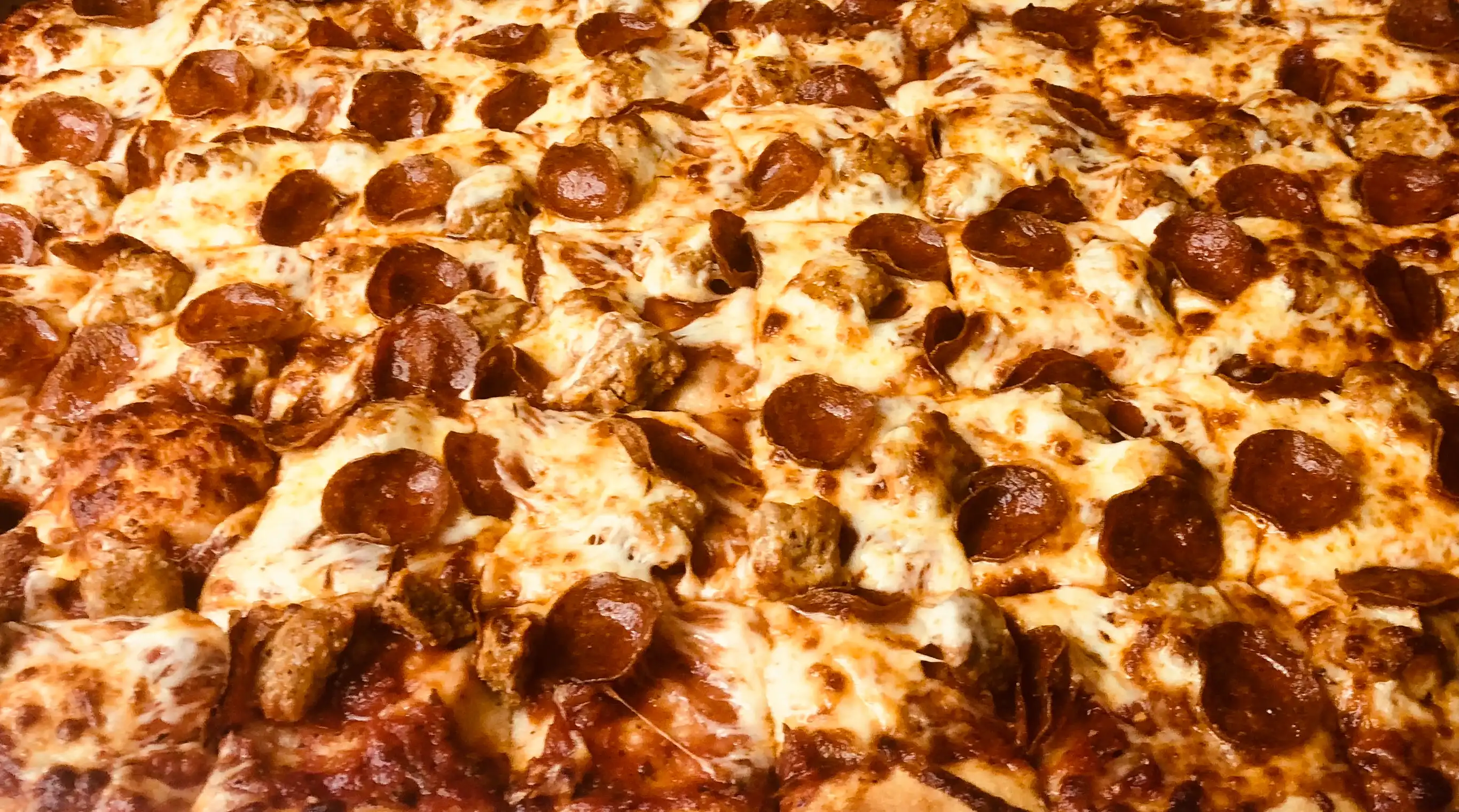 siganture / specialty catering sheet pizza