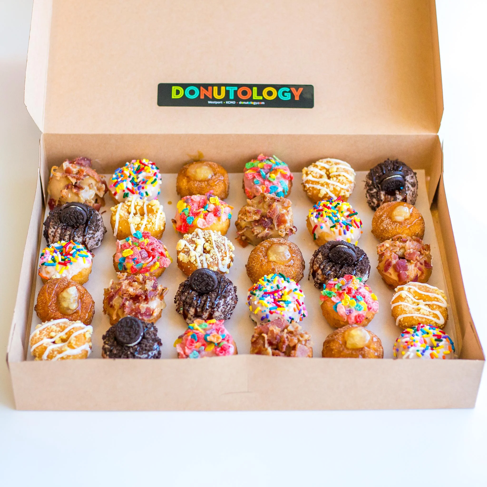 Party Pack of 30 Minis
