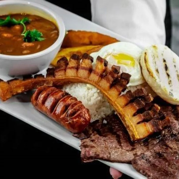Bandeja Paisa (Paisa Platter)