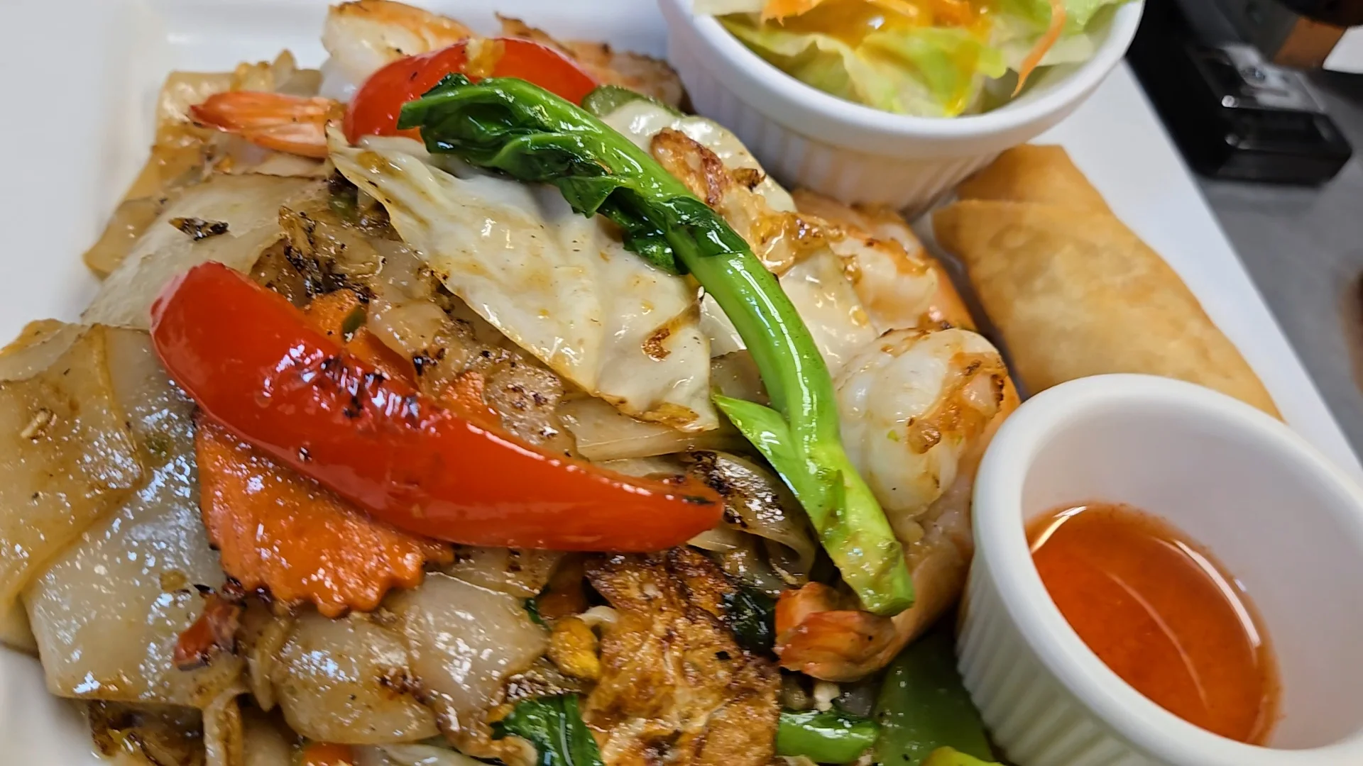 Delicious Thai pad see ew with shrimp and vegetables