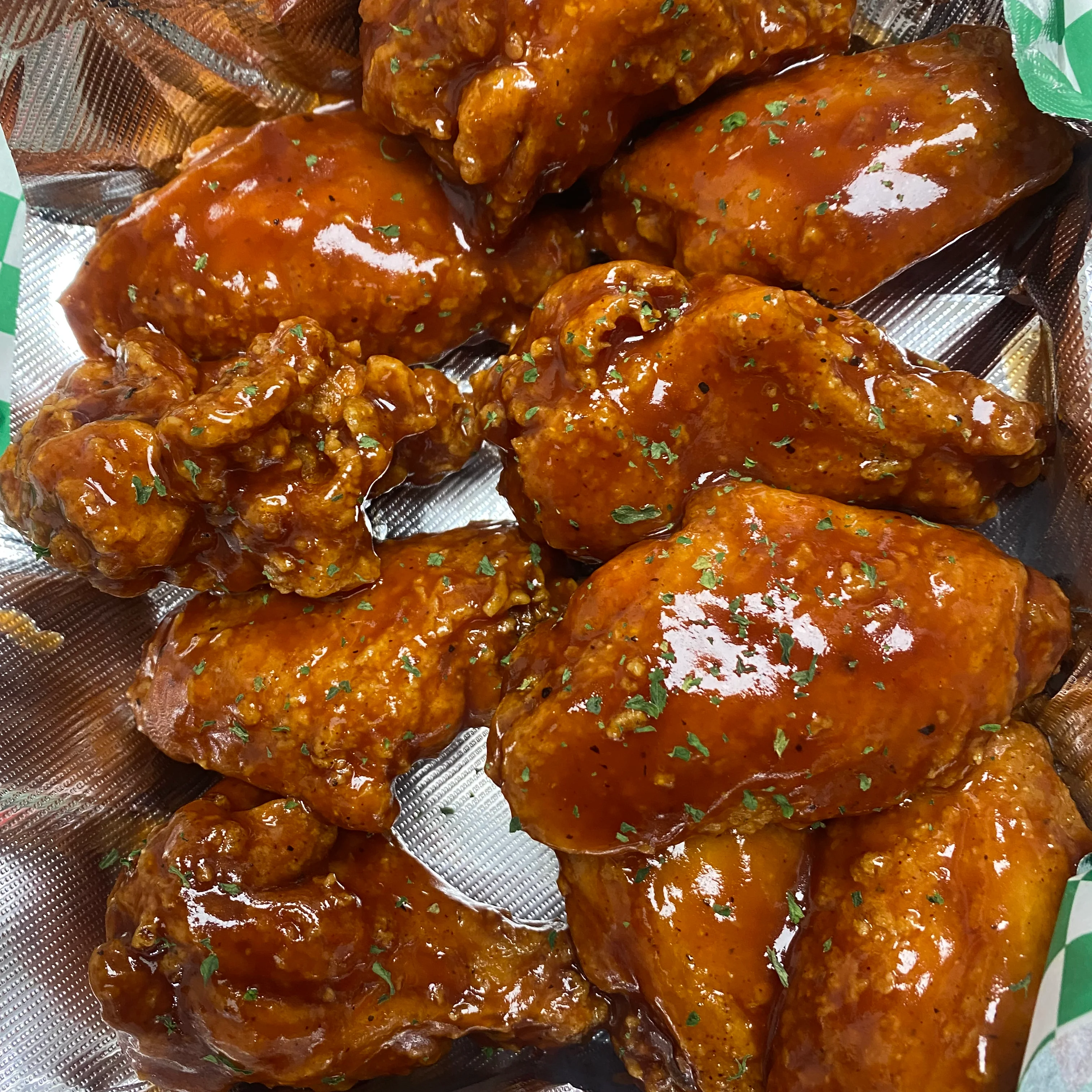 Momma's Famous BBQ Wings