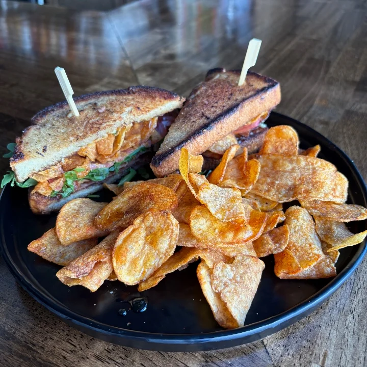 Bacon Tomato Potato Chip Sandwich