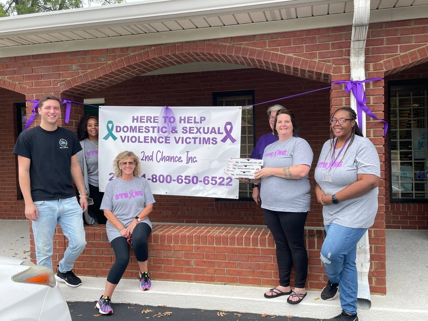 Cutter's Pizzeria in Anniston, Alabama with 2nd Chance non-profit lunch