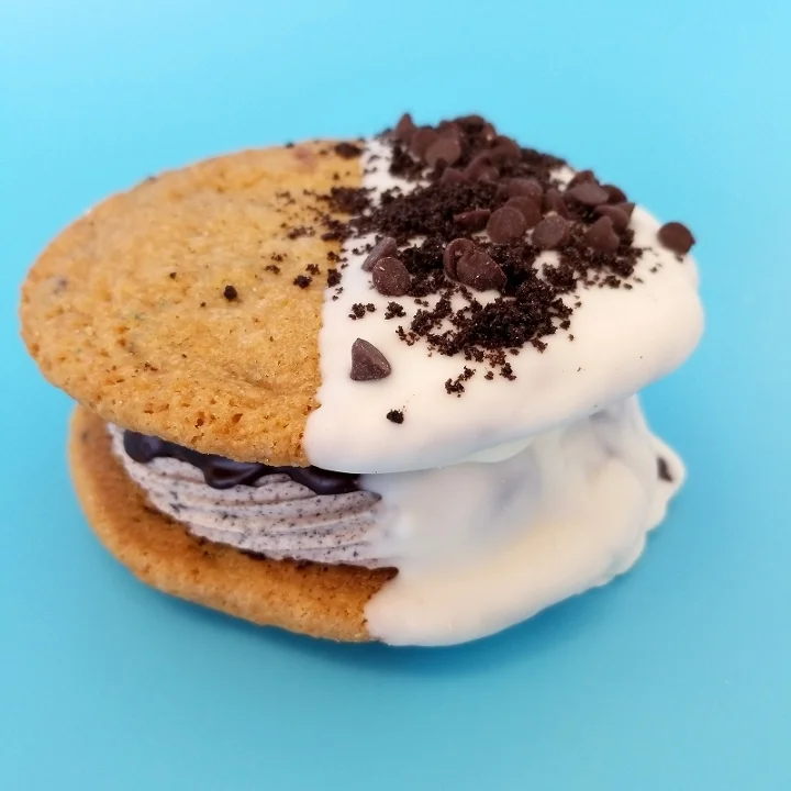 1/2 Dozen Cookies