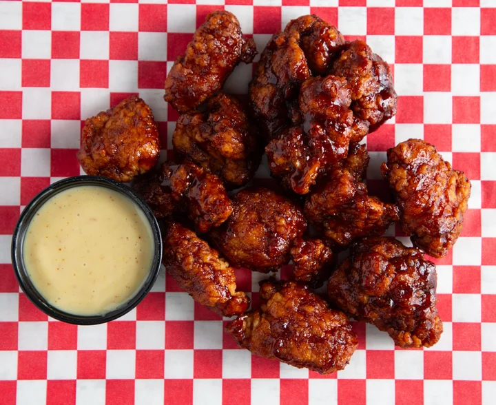 Best Wings in Raytown, MO | Wing Studio | Wings near me