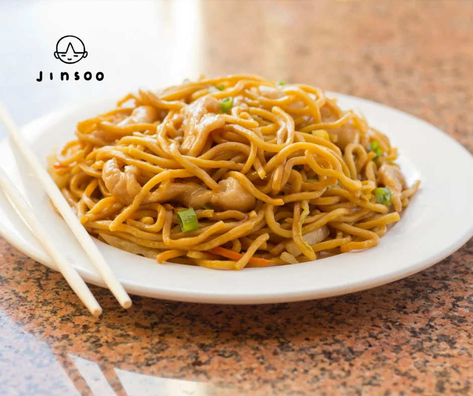 flavored noodles with vegetables
