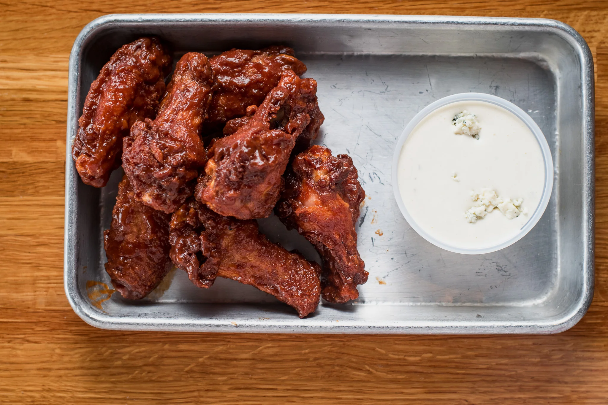 Crispy buffalo chicken wings with ranch dressing