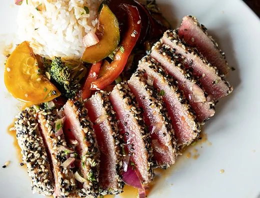 BLACK AND WHITE TUNA