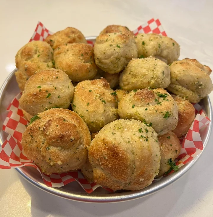 Garlic Knots (2)