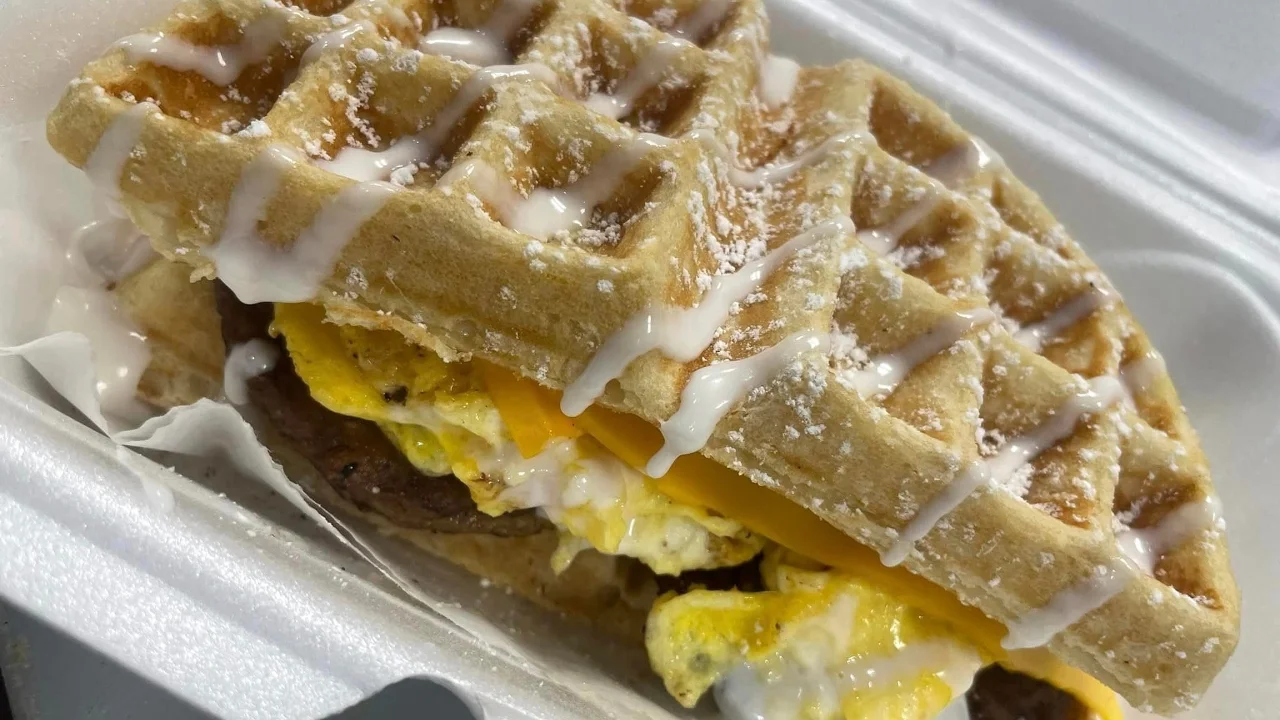 DIRTY WAFFLE SANDWICH