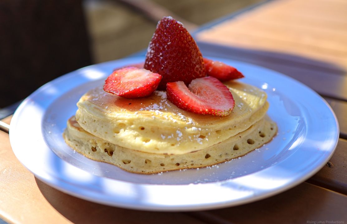 BUTTERMILK PANCAKES