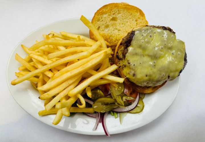 Tutu's Cafe, Bar & Market