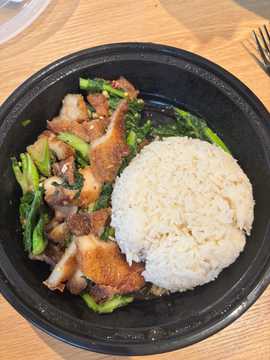 Photo from Rebecca R.'s review
