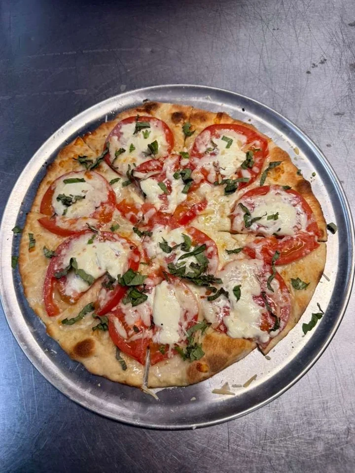 PIZZA II. Classico (Margherita)