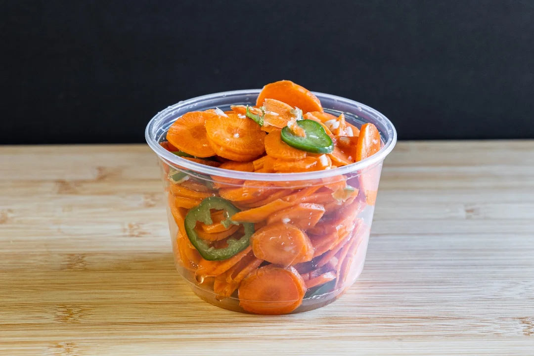Sweet & Spicy Carrot Salad (16 oz)
