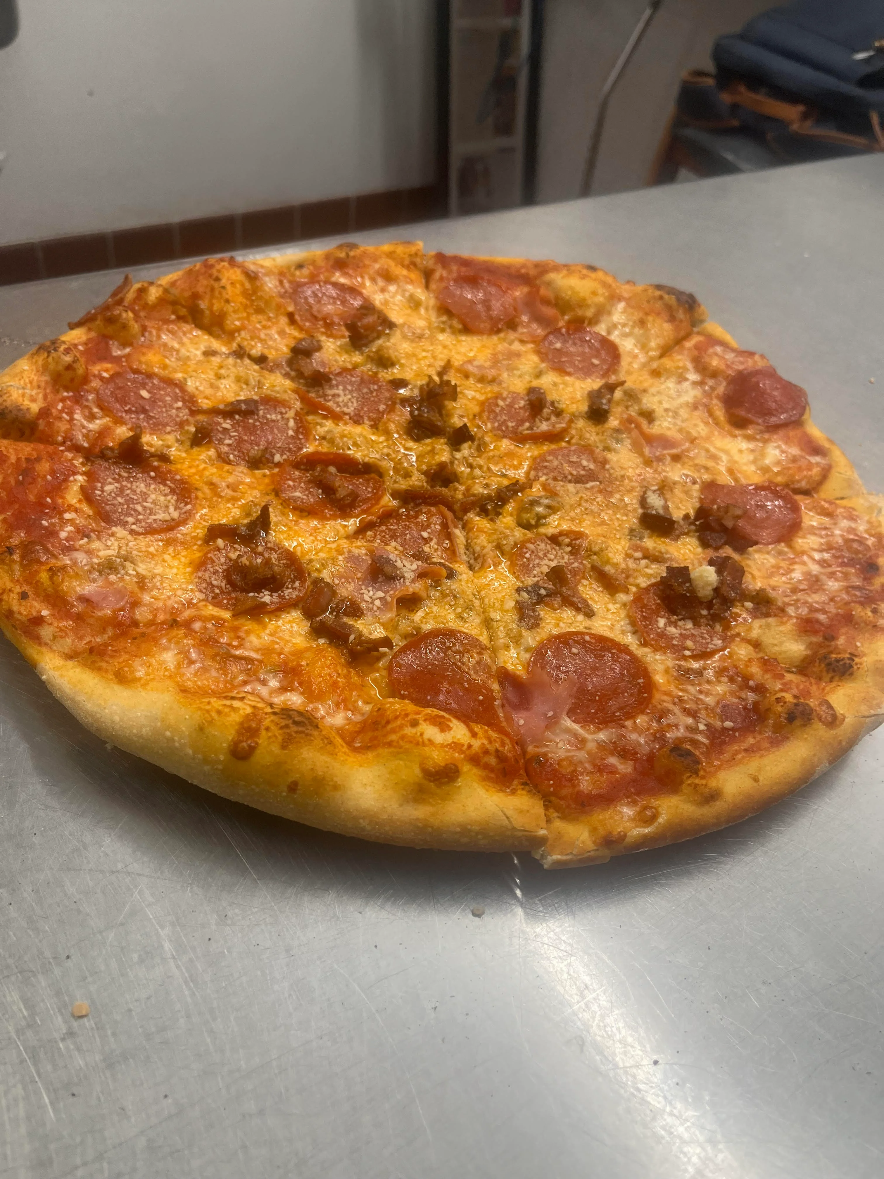 Pepperoni pizza with savory toppings