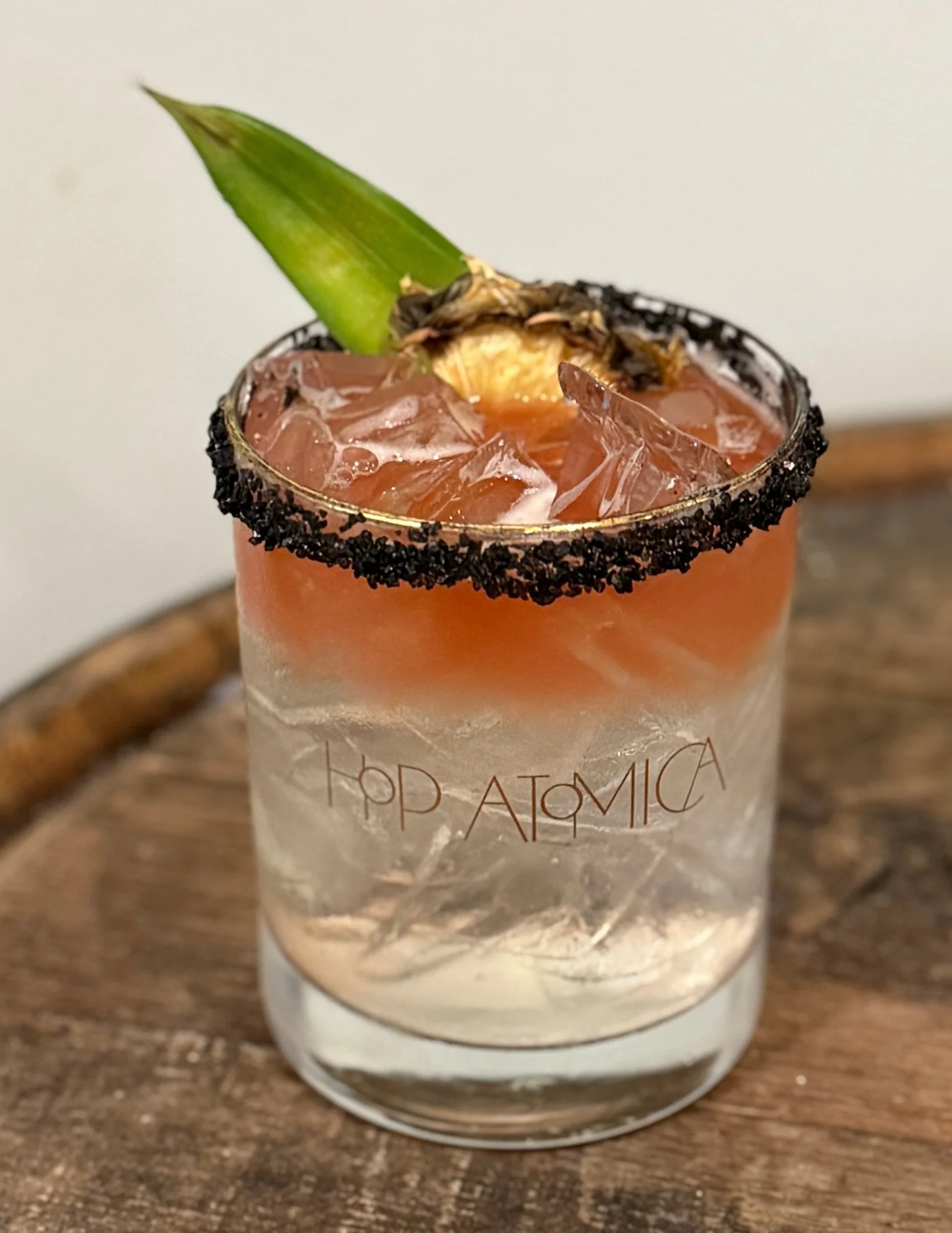 Autumn-inspired apple cocktail with cinnamon