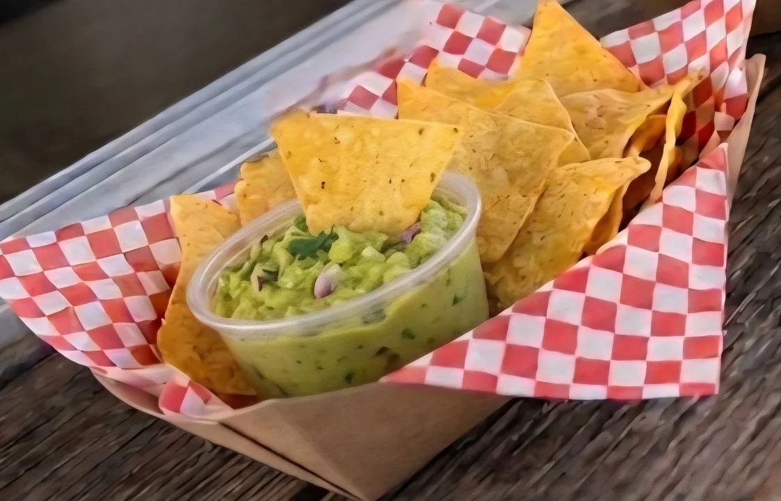 Chips and avocado spread