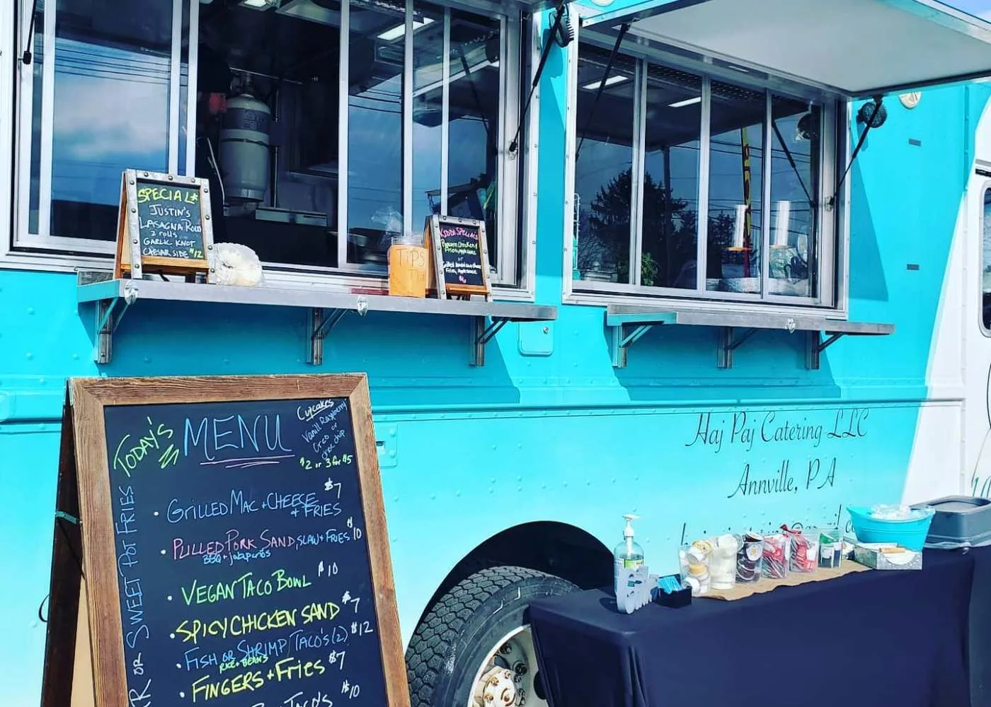 Food truck serving American comfort food in Annville, PA