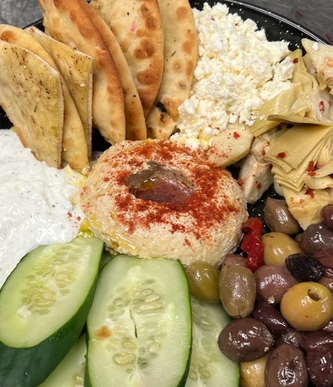 Hummus Plate