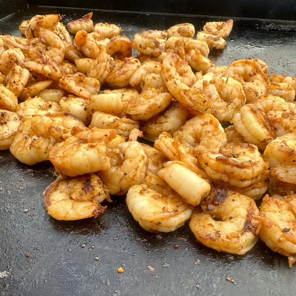 Grilled shrimp platter with spices