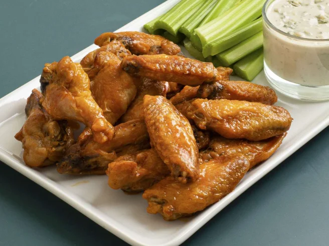 BONELESS WINGS