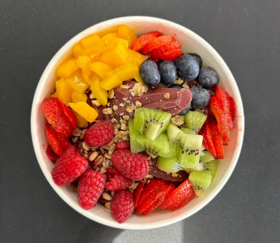 Sunberry Acai Build Your Own Bowl. organic, Healthy, fresh, delicious, vegan, vegetarian
