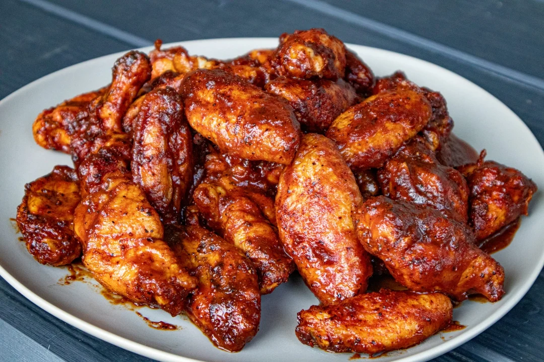 WINGS Bone-in Tossed in Sauce