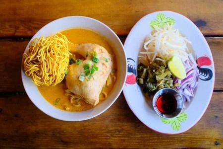 24 Khao Soi Gai