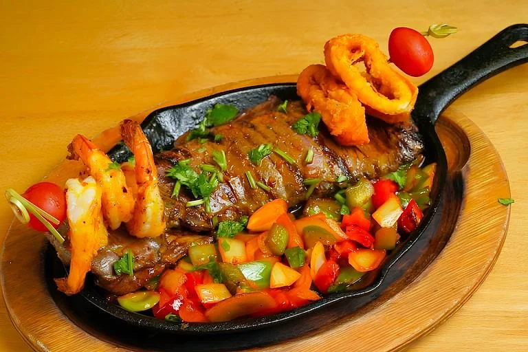Churrasco el roble con camarones
