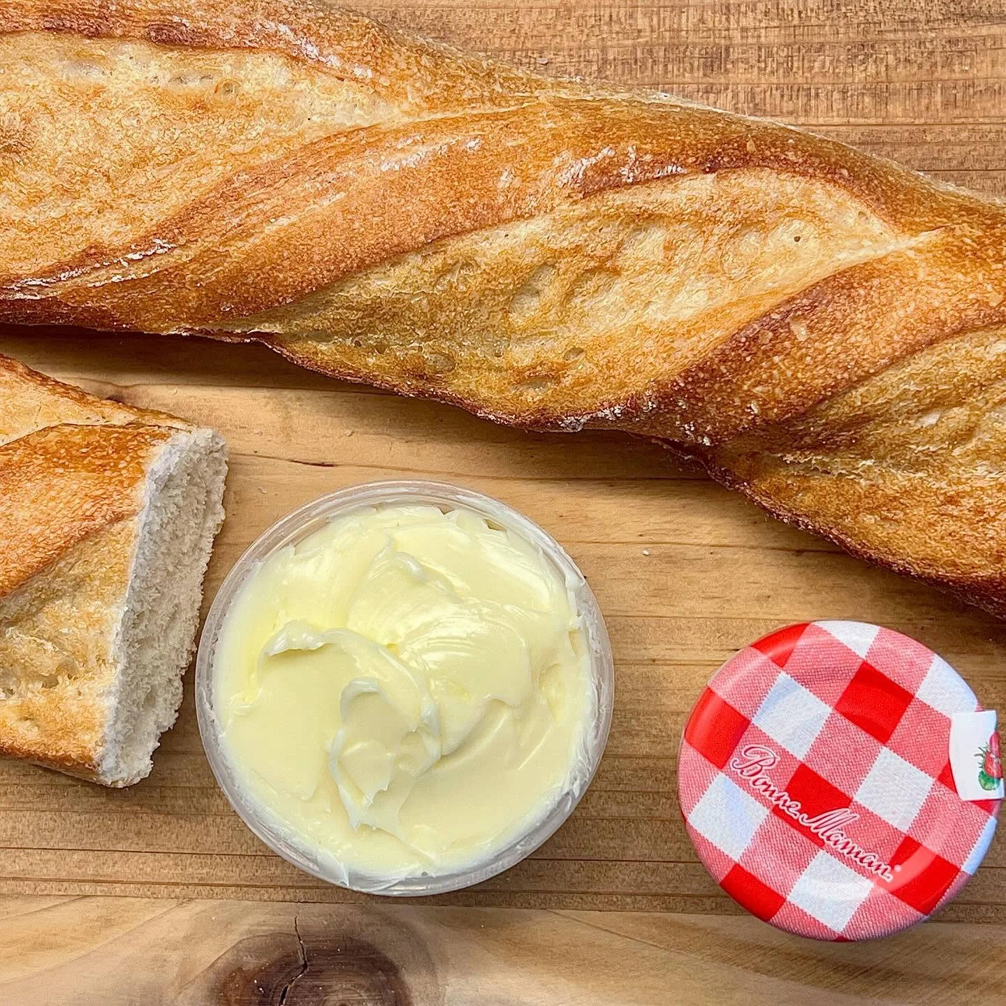 Croissant Beurre (Butter Croissant)