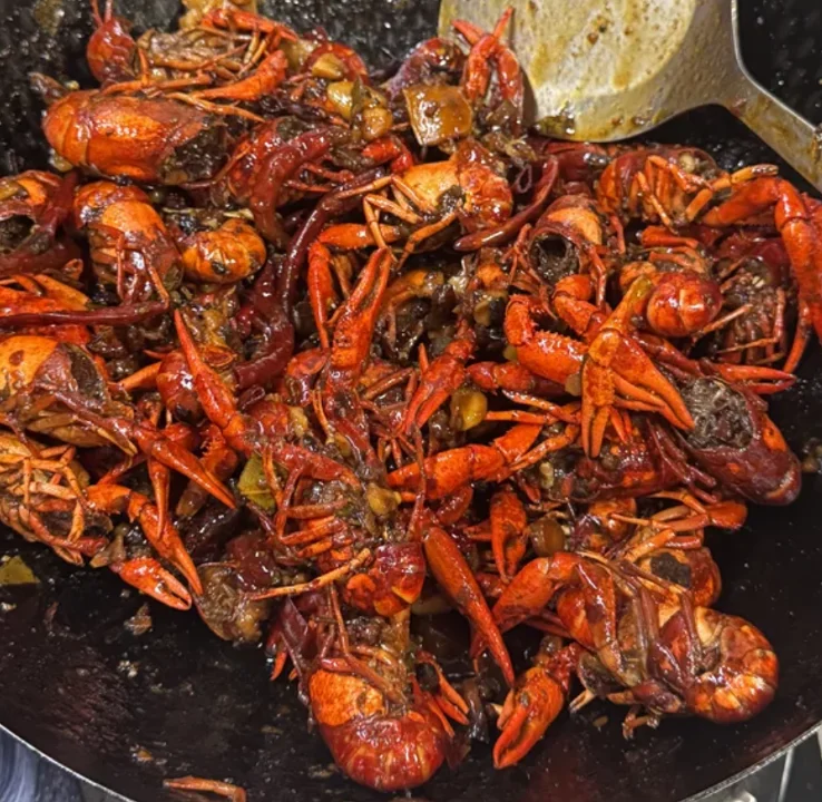 F14 Sichuan Mala Live Crawfish麻辣小龙虾(活）