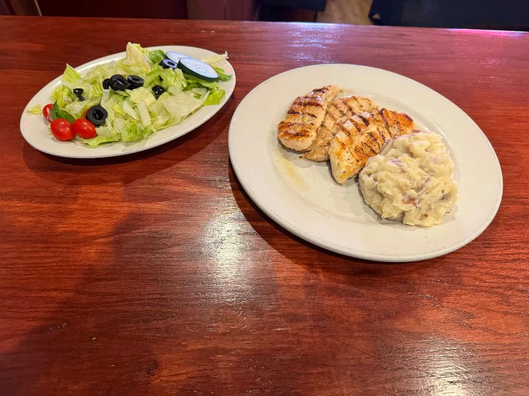 Petite 6 ounce Sirloin Steak