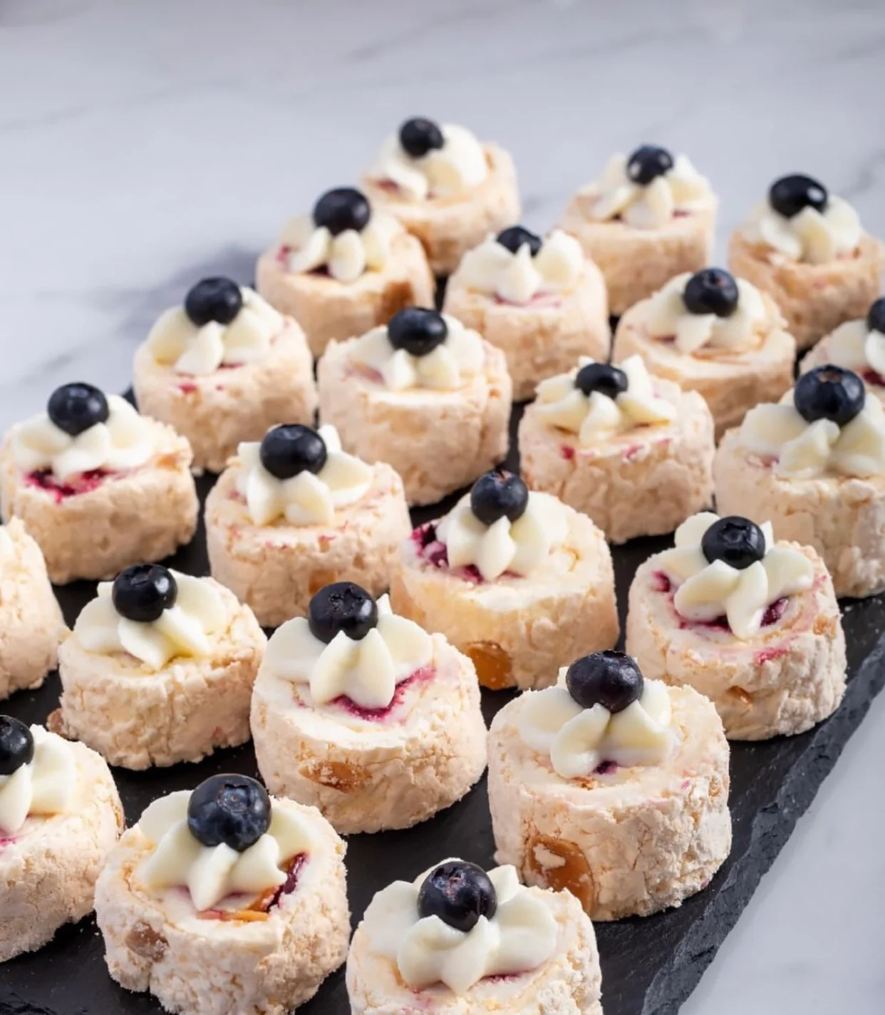 Merengue roll 5 pieces