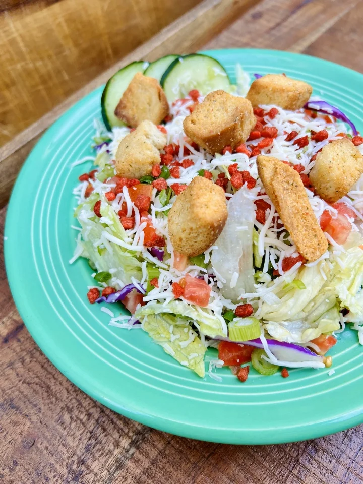 Deluxe Salad