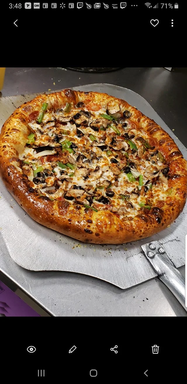 Good Looking Pizza!