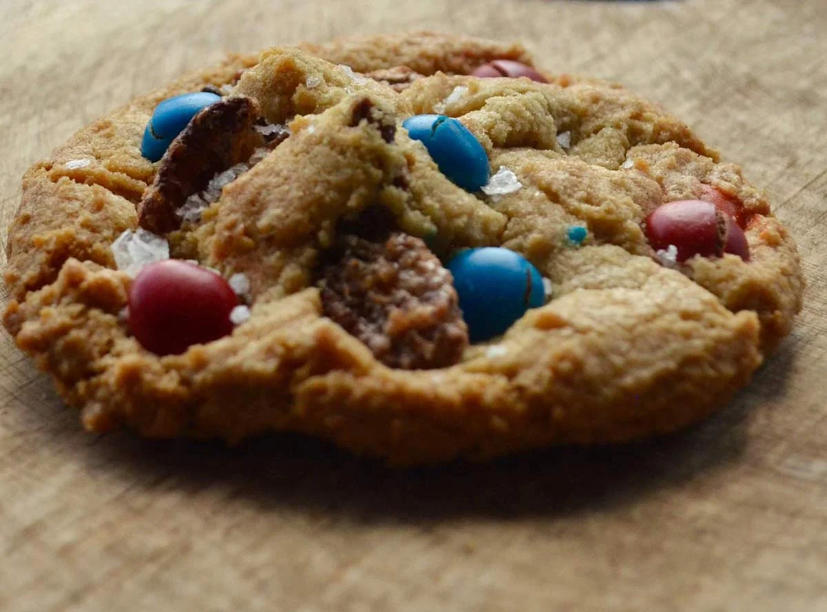 Monthly Cookie - Birthday Funfetti