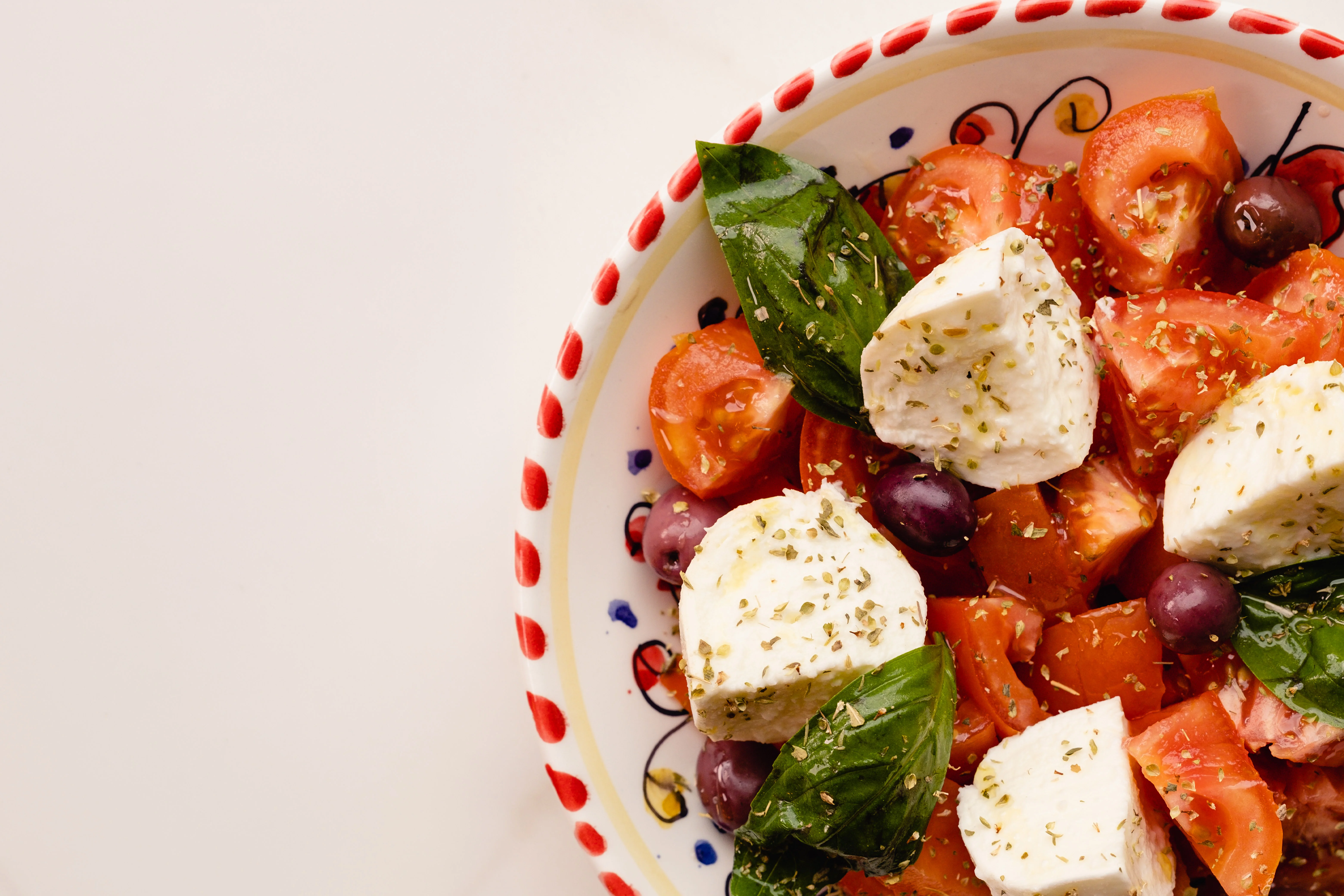 Caprese salad with fresh mozzarella and basil